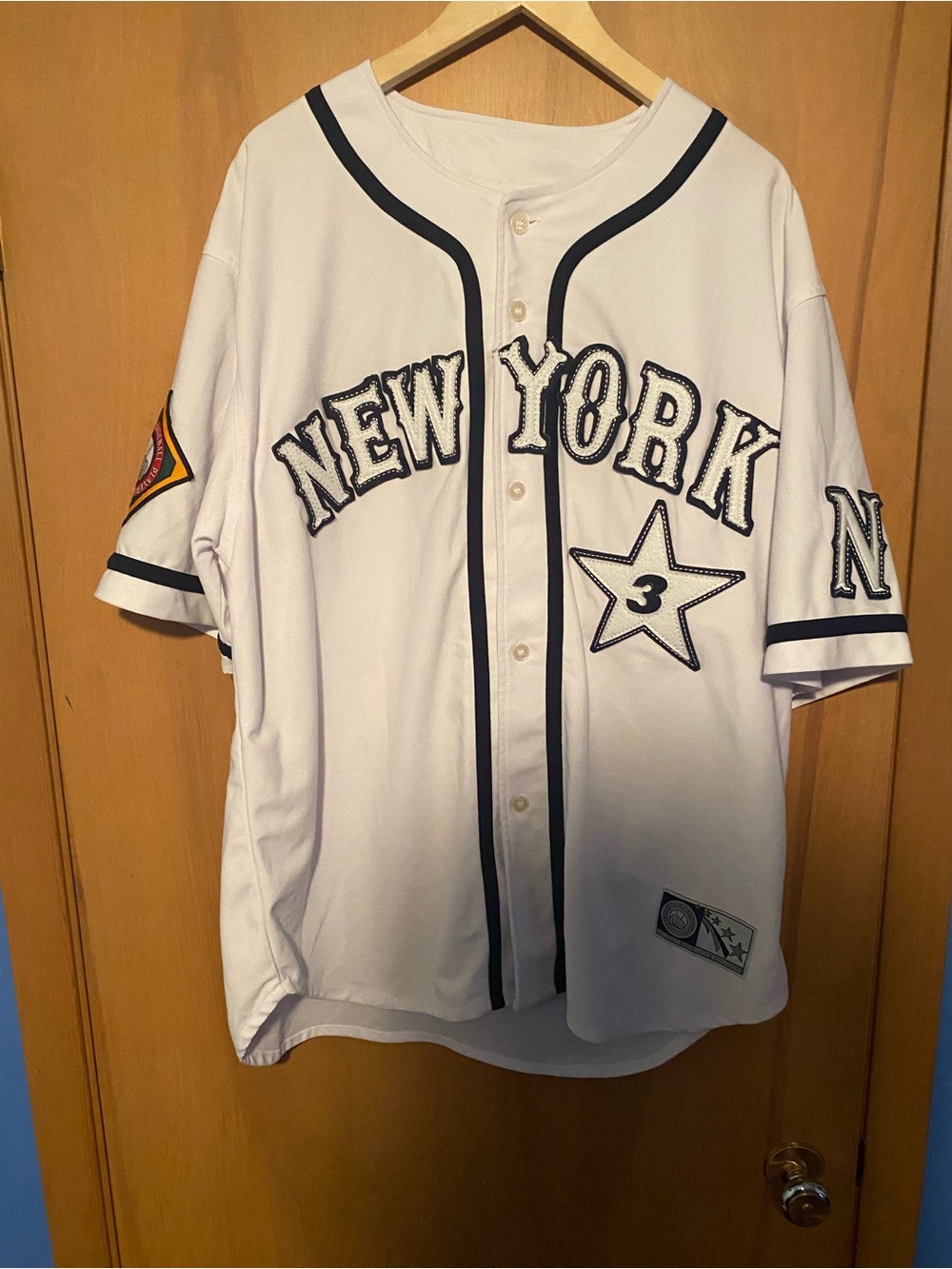 Vintage Y2K New York style jersey